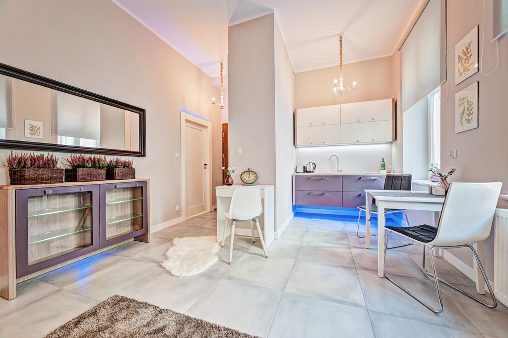 E-Apartamenty Swiety Marcin พอซนาน ภายนอก รูปภาพ