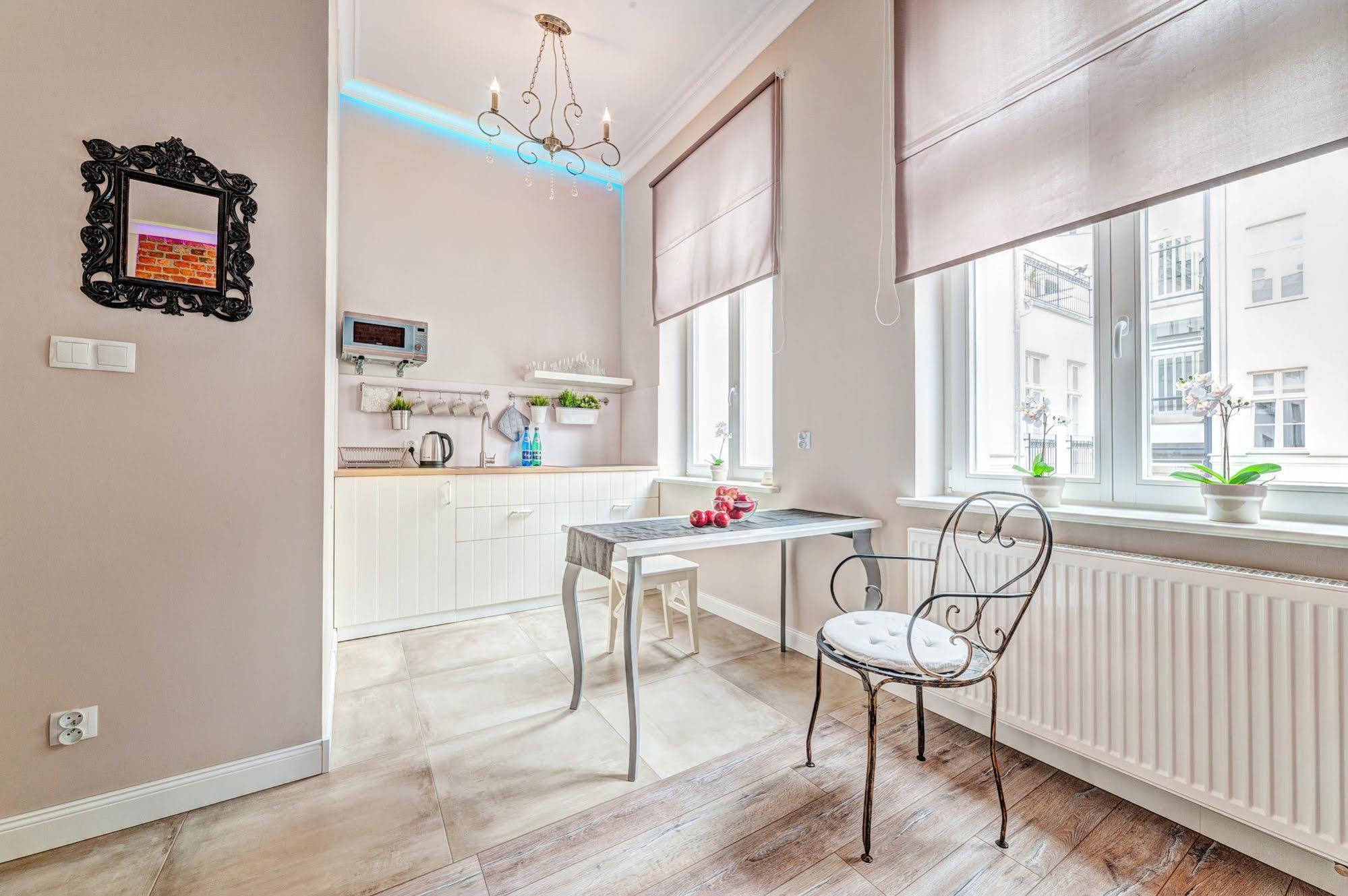 E-Apartamenty Swiety Marcin พอซนาน ภายนอก รูปภาพ