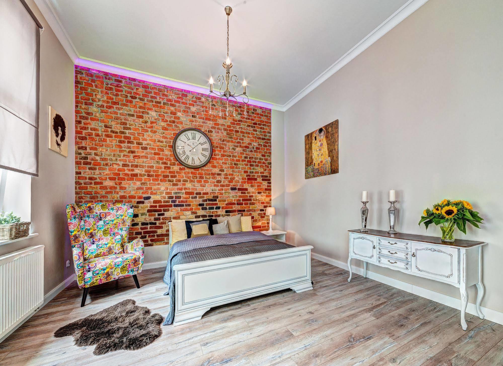 E-Apartamenty Swiety Marcin พอซนาน ภายนอก รูปภาพ