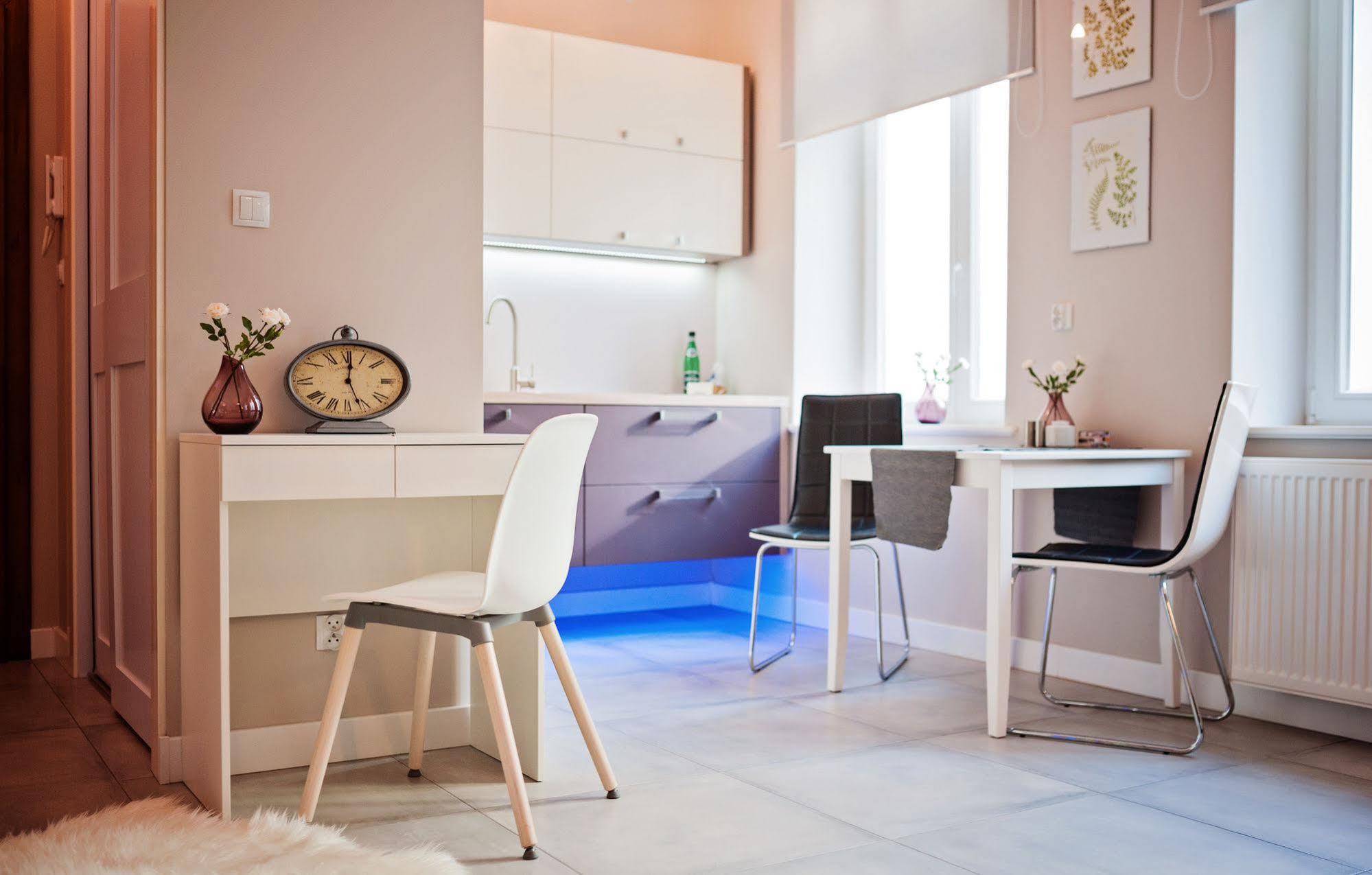 E-Apartamenty Swiety Marcin พอซนาน ภายนอก รูปภาพ